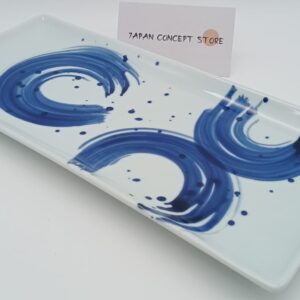 Plato de sushi japonés azul