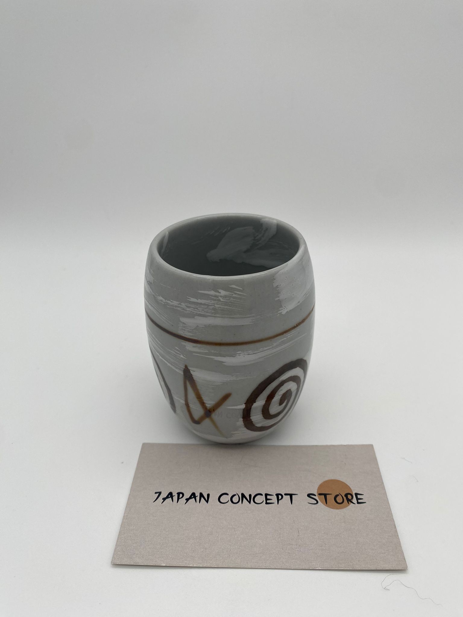 Taza japonesa Naruto – Cerámica artesanal gris para fans del anime - Imagen 2
