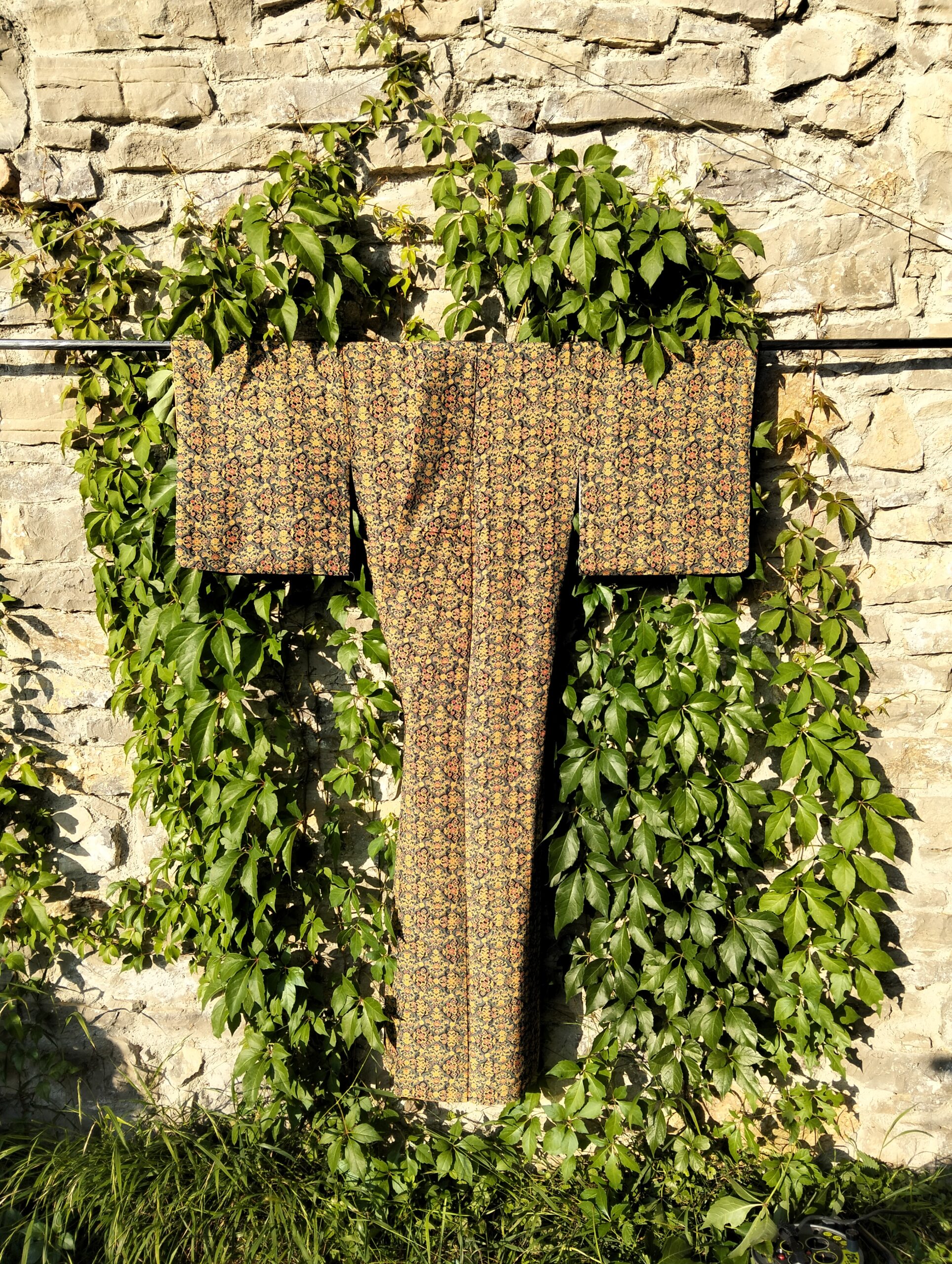 Kimono tradicional japonés largo de seda para mujer