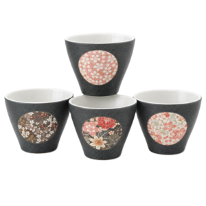 Set de tazas japonesas Yozen con diseños florales en cerámica artesanal