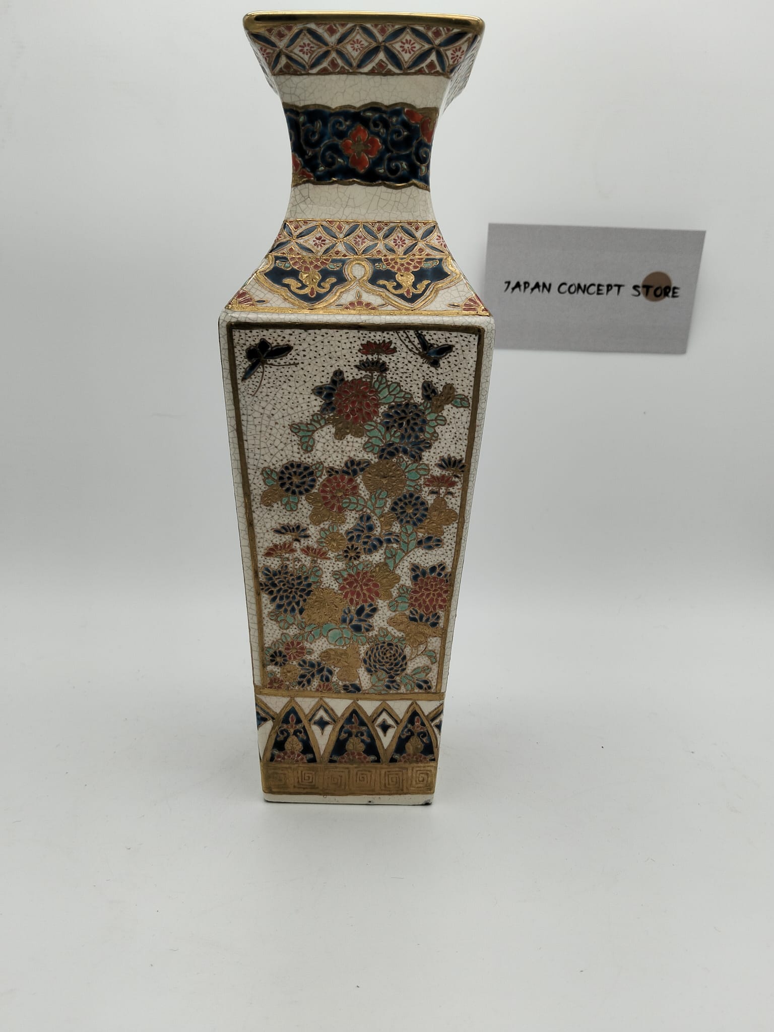 Jarrón japonés Satsuma cuadrado con león shishi y flores - Imagen 3