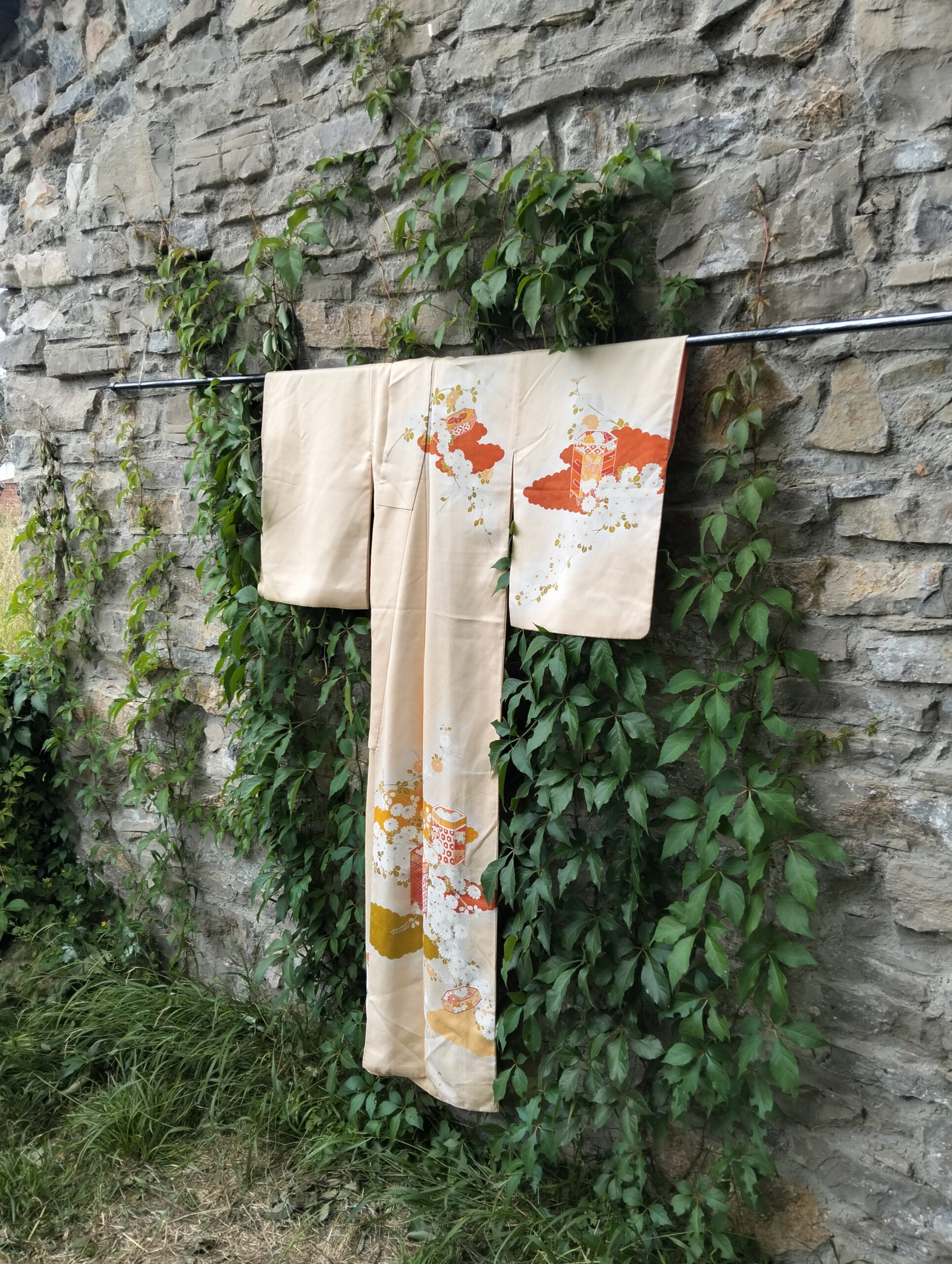 kimono malva con abanicos y flores seda vintage japonesa