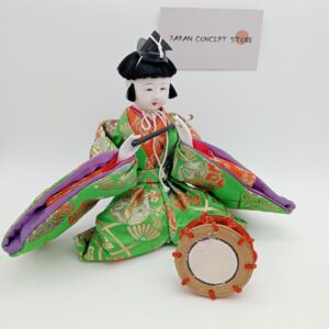 muñeco Hinamatsuri músico