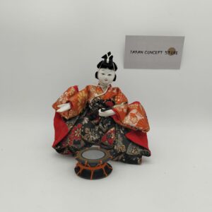 Muñeco Hinamatsuri músico