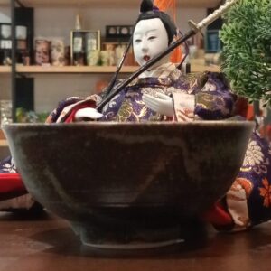 cuenco japonés verde y marrón