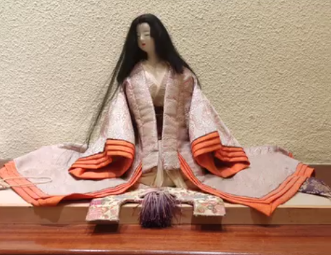 Muñeca japonesa Hina