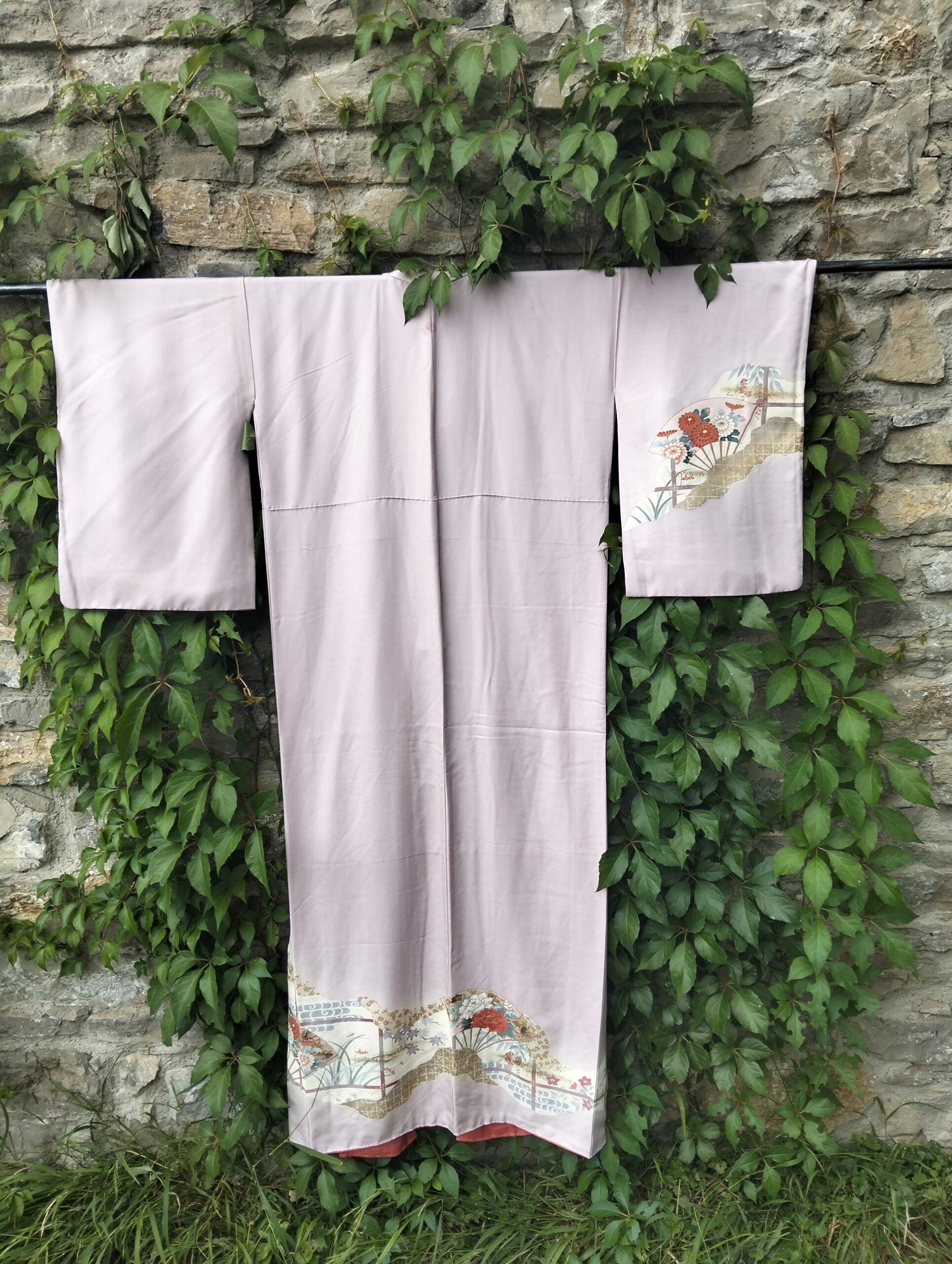 Kimono malva con abanicos y flores – Kimono de seda vintage japonesa elegante - Imagen 5