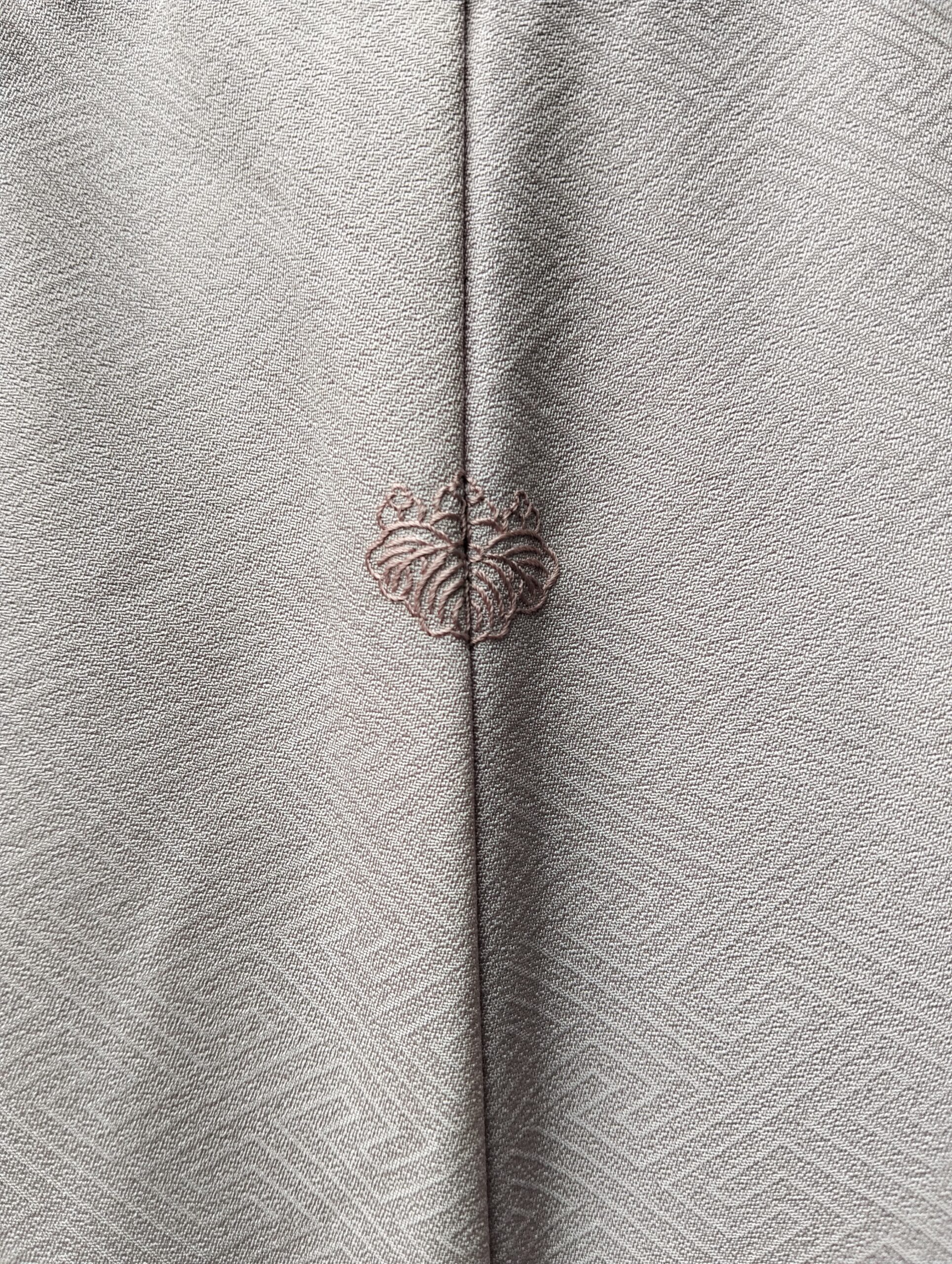 Kimono malva con abanicos y flores – Kimono de seda vintage japonesa elegante - Imagen 6