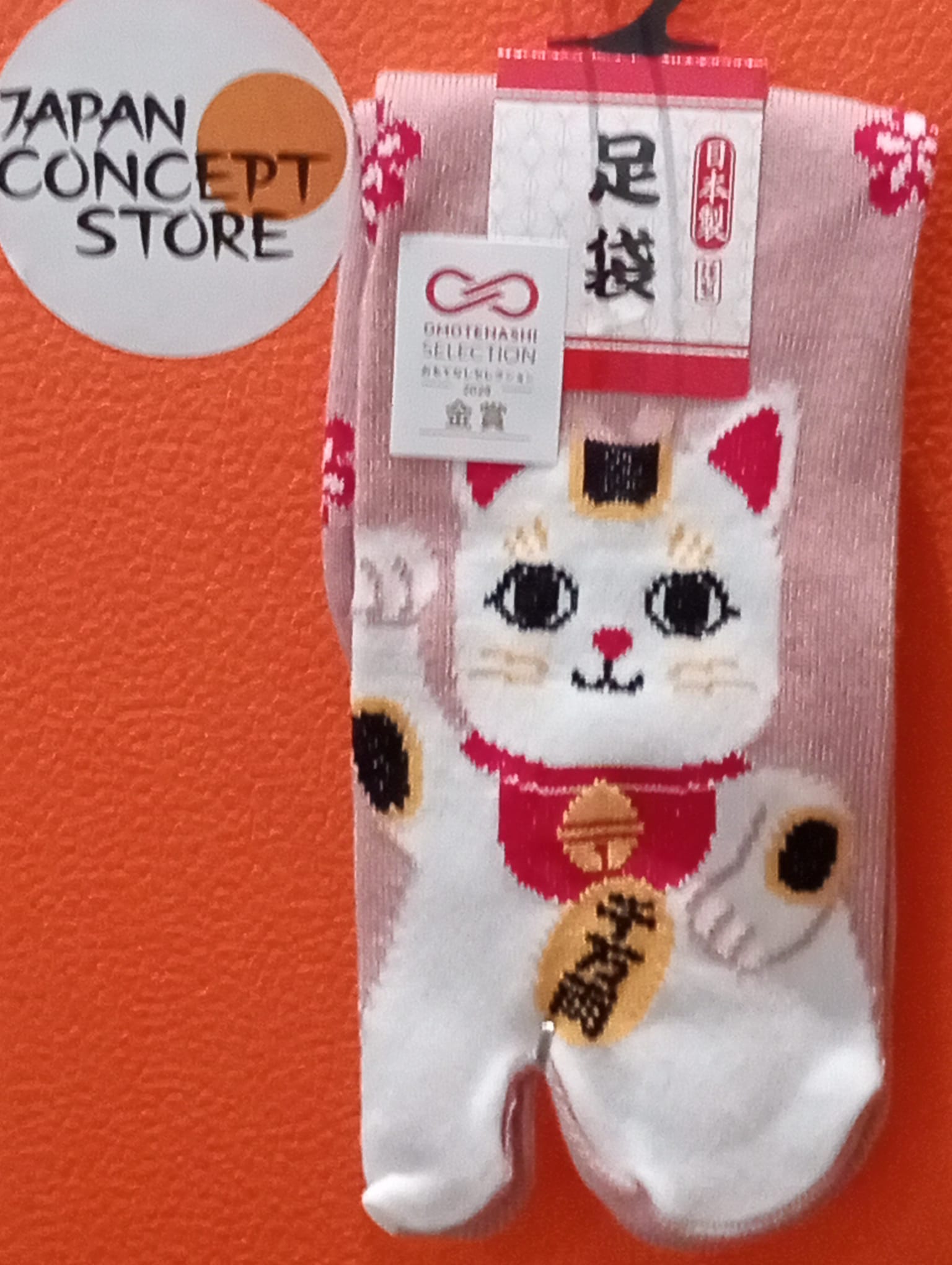 Tabi Maneki-neko gato