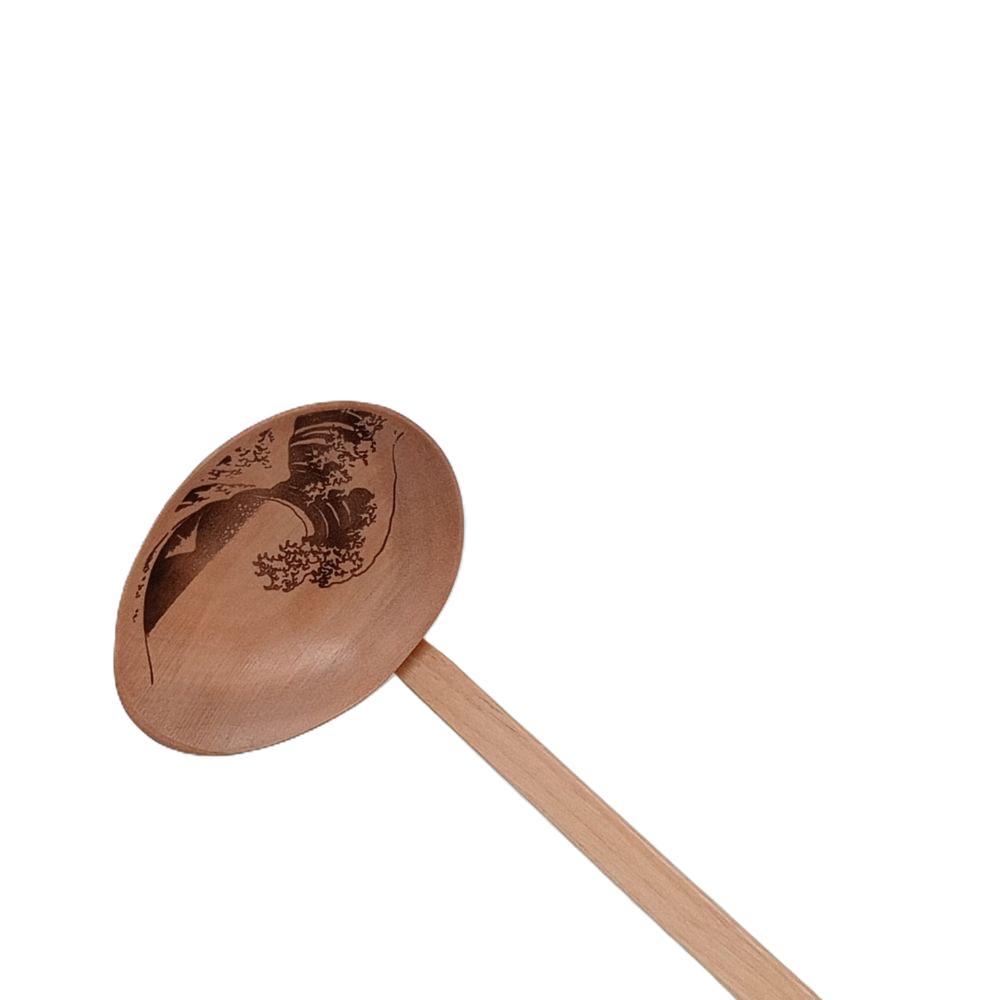 Cucharón Japonés Ukiyo-e Hokusai “La Gran Ola de Kanagawa” de Madera Natural 25 cm | Hecho en Japón - Imagen 2