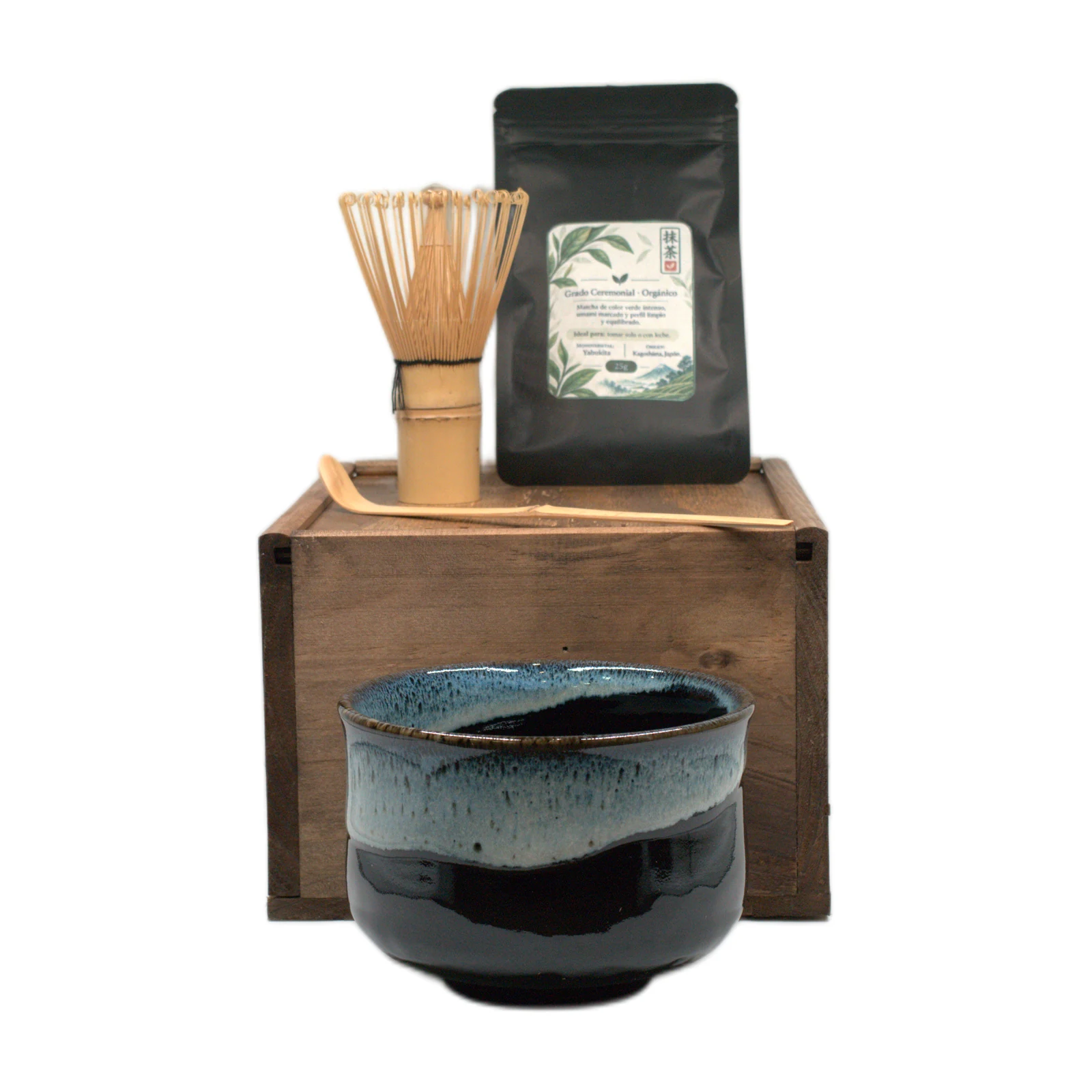 Kit de matcha japonés de 25 g con cuenco azul claro y negro — vista principal