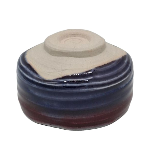 Kit de matcha japonés de 25 g con cuenco de bandas azules y burdeos — vista 4