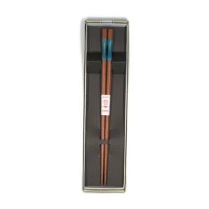 Palillos japoneses Kokeshi Ishida azul celeste de madera, 23 cm, en estuche abierto