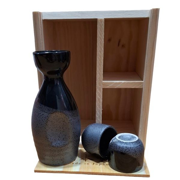 SAKE NEGRO GRIS